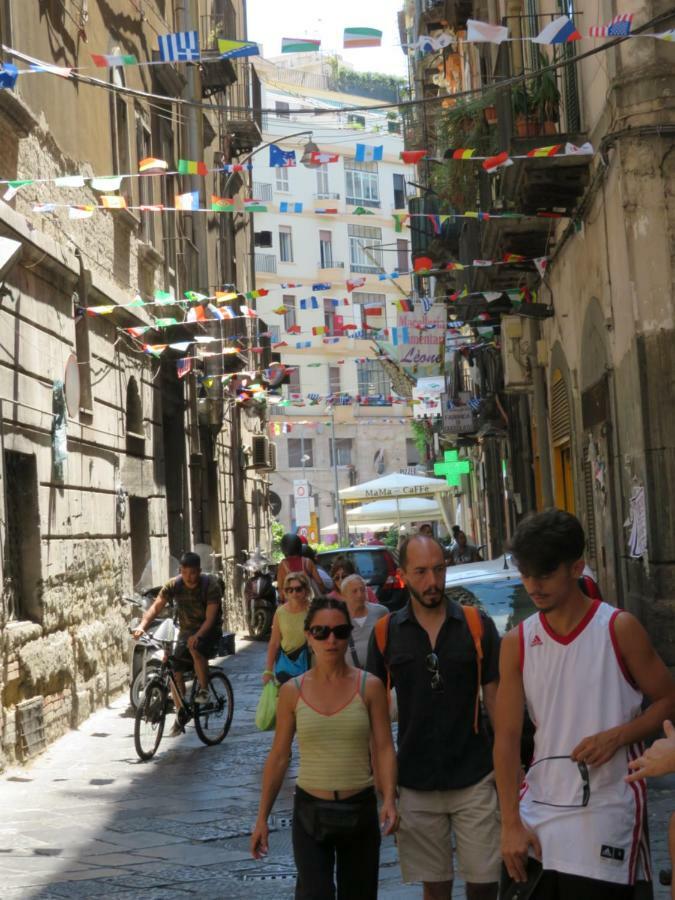 Napoli Suite Toledo 10 Buitenkant foto